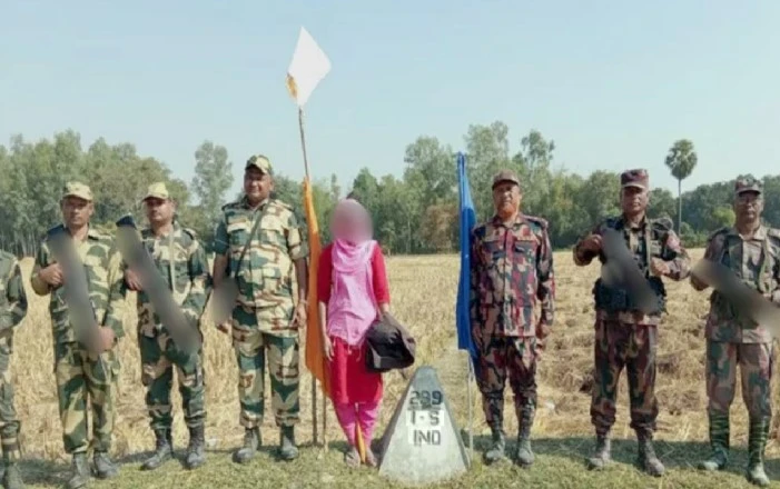 অনলাইন প্রেমের টানে কাঁটাতার অতিক্রম, বিএসএফের হাতে আটক তরুণী
